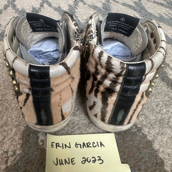 🦄 Intermix Private Edition Studded Tiger Stripe Slides - Picture 9 of 15